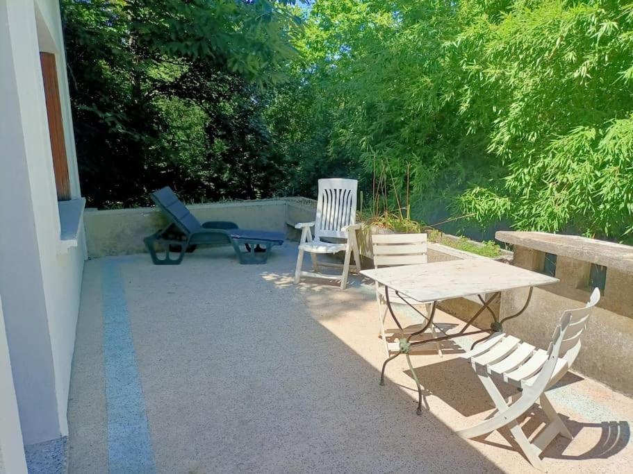 La Colline Aux Oiseaux, La Tranquillite Des Bois Molieres-sur-Ceze Exterior foto
