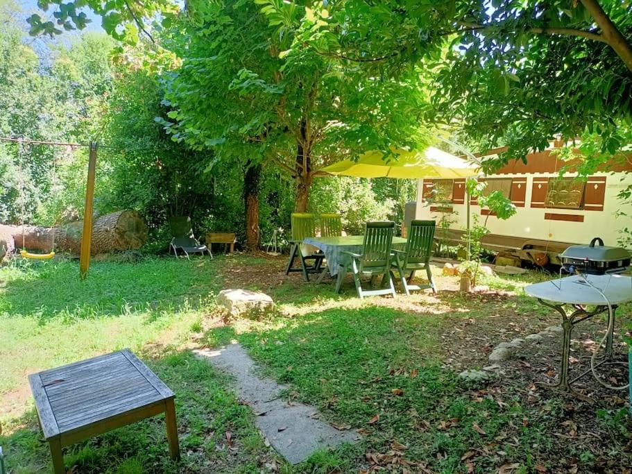 La Colline Aux Oiseaux, La Tranquillite Des Bois Molieres-sur-Ceze Exterior foto